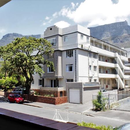 Table Mountain Views, Modern,Lots Of Natural Light, With Parking Cape Town Exterior photo
